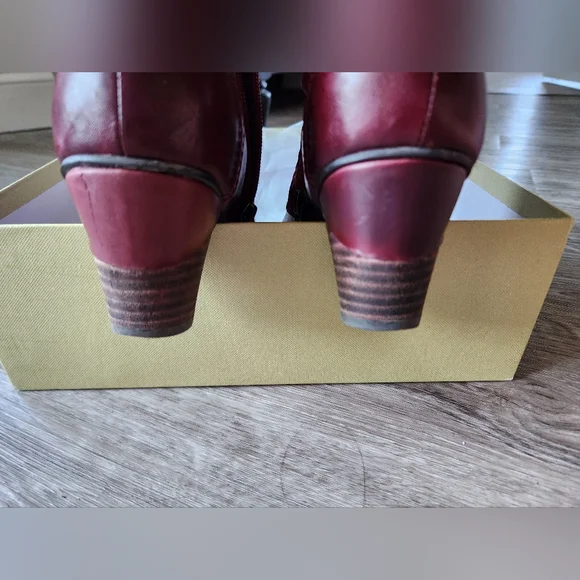 Red Leather Ankle Boots with Decorative Buttons - Picture 5 of 12